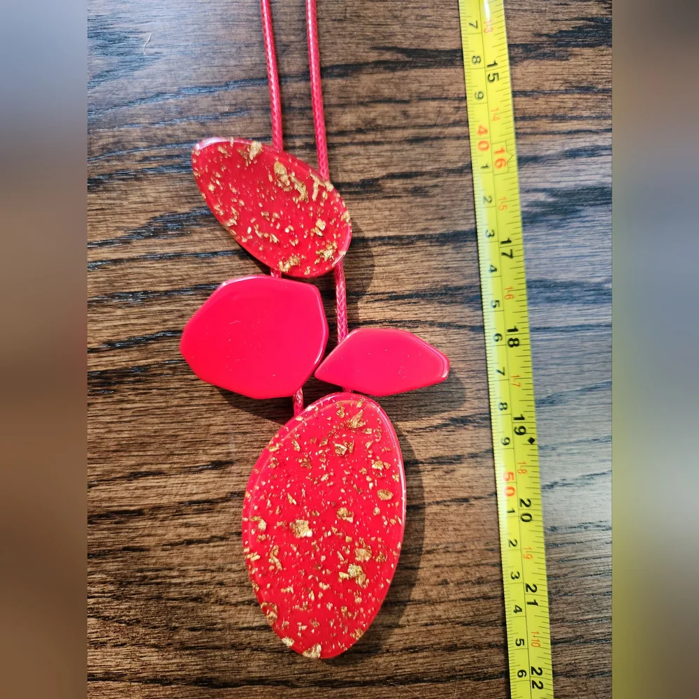 Reversible Bright Red Acrylic with Gold Flakes Necklace with Earrings Set - Picture 9 of 17